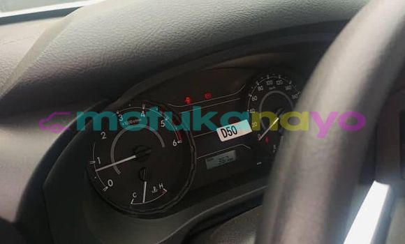 Buy Used Toyota Hilux White Car in Kinshasa in Kinshasa Buy Used Toyota Hilux White Car in Kinshasa in Kinshasa