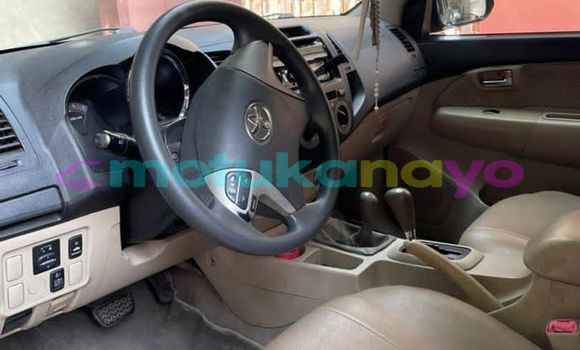 Acheter Occasion Voiture Toyota Fortuner Marron à Kinshasa, Kinshasa Acheter Occasion Voiture Toyota Fortuner Marron à Kinshasa, Kinshasa