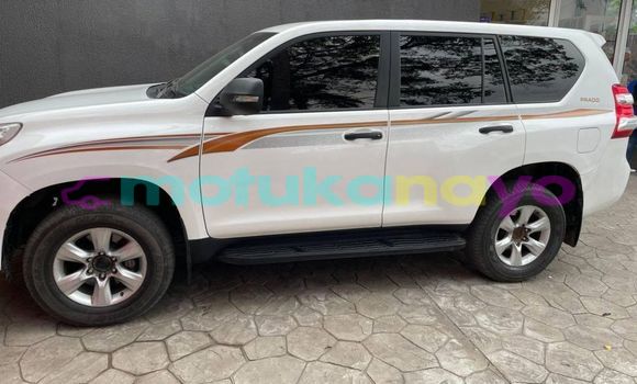 Acheter Occasion Voiture Toyota Land Cruiser Prado Blanc à Kinshasa, Kinshasa Acheter Occasion Voiture Toyota Land Cruiser Prado Blanc à Kinshasa, Kinshasa