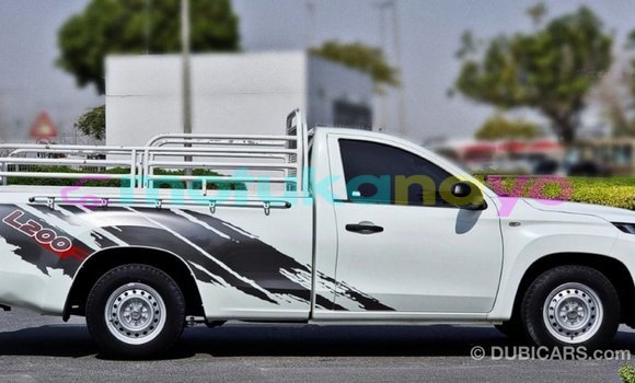 Acheter Import Voiture Mitsubishi L200 Blanc à Import - Dubai, Bandundu Acheter Import Voiture Mitsubishi L200 Blanc à Import - Dubai, Bandundu
