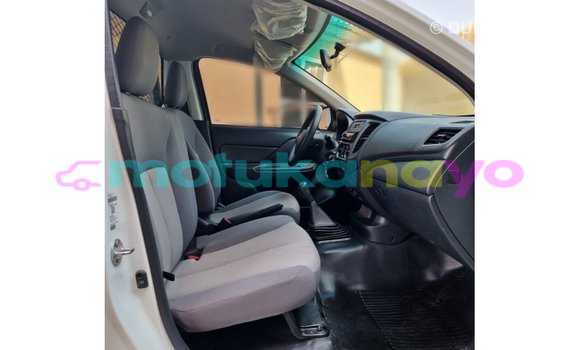 Buy Import Mitsubishi L200 White Car in Import - Dubai in Bandundu Buy Import Mitsubishi L200 White Car in Import - Dubai in Bandundu