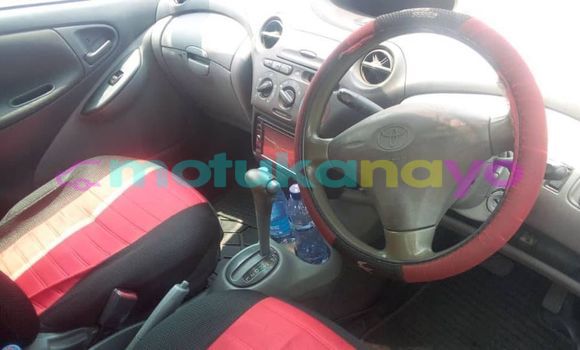 Acheter Occasion Voiture Toyota Vitz Rouge à Kinshasa, Kinshasa Acheter Occasion Voiture Toyota Vitz Rouge à Kinshasa, Kinshasa