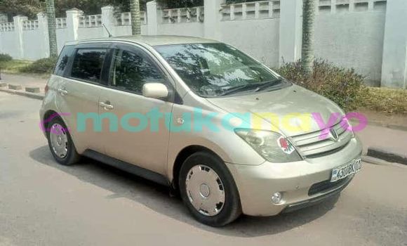 Acheter Occasion Voiture Toyota Ist Beige à Kinshasa, Kinshasa Acheter Occasion Voiture Toyota Ist Beige à Kinshasa, Kinshasa
