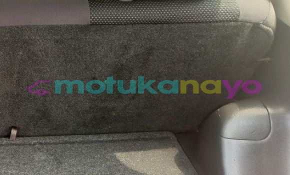 Acheter Occasion Voiture Toyota Ist Beige à Kinshasa, Kinshasa Acheter Occasion Voiture Toyota Ist Beige à Kinshasa, Kinshasa