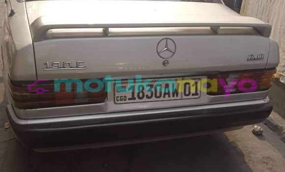 Buy Used Mercedes‒Benz 190 Silver Car in Kinshasa in Kinshasa Buy Used Mercedes‒Benz 190 Silver Car in Kinshasa in Kinshasa