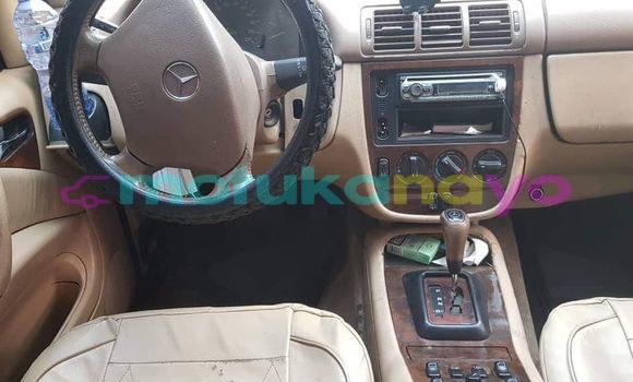Buy Used Mercedes‒Benz ML–Class Blue Car in Kinshasa in Kinshasa Buy Used Mercedes‒Benz ML–Class Blue Car in Kinshasa in Kinshasa