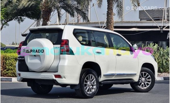 Acheter Import Voiture Toyota Prado Blanc à Import - Dubai, Bandundu Acheter Import Voiture Toyota Prado Blanc à Import - Dubai, Bandundu