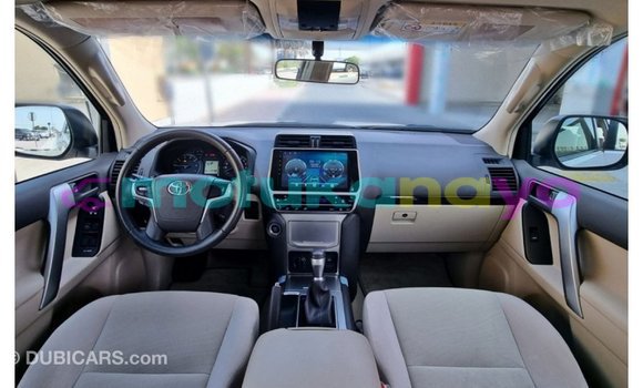 Acheter Import Voiture Toyota Prado Blanc à Import - Dubai, Bandundu Acheter Import Voiture Toyota Prado Blanc à Import - Dubai, Bandundu
