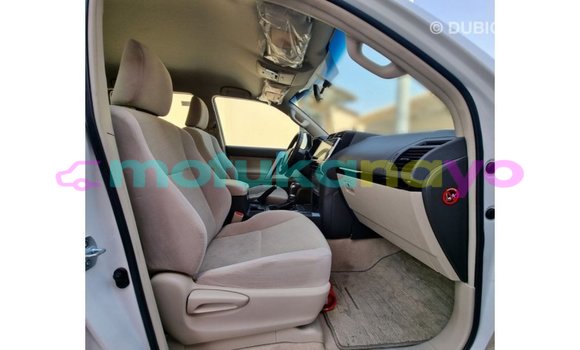 Buy Import Toyota Prado White Car in Import - Dubai in Bandundu Buy Import Toyota Prado White Car in Import - Dubai in Bandundu