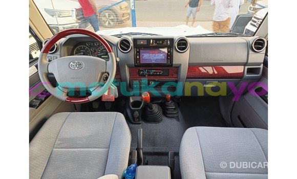 Buy Import Toyota Land Cruiser Blue Car in Import - Dubai in Bandundu Buy Import Toyota Land Cruiser Blue Car in Import - Dubai in Bandundu