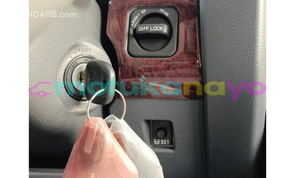 Buy Import Toyota Land Cruiser White Car in Import - Dubai in Bandundu Buy Import Toyota Land Cruiser White Car in Import - Dubai in Bandundu