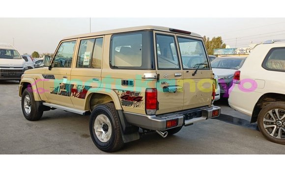 Buy Import Toyota Land Cruiser Beige Car in Import - Dubai in Bandundu Buy Import Toyota Land Cruiser Beige Car in Import - Dubai in Bandundu