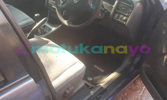 Buy Used Toyota Avensis Blue Car in Kinshasa in Kinshasa Buy Used Toyota Avensis Blue Car in Kinshasa in Kinshasa