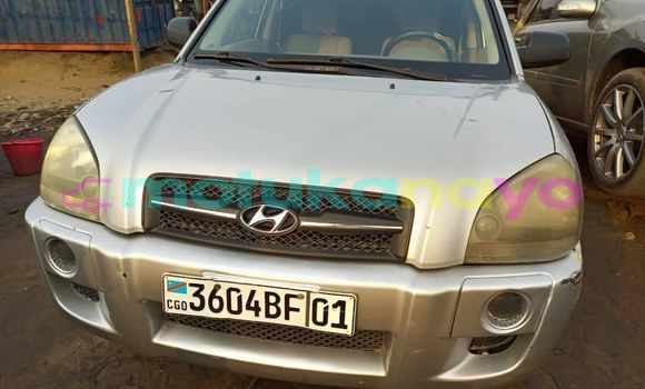 Buy Used Hyundai Tucson Silver Car in Kinshasa in Kinshasa Buy Used Hyundai Tucson Silver Car in Kinshasa in Kinshasa