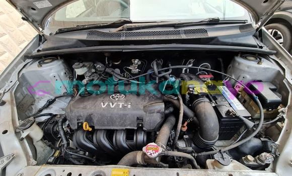 Buy Used Toyota Vitz Silver Car in Kinshasa in Kinshasa Buy Used Toyota Vitz Silver Car in Kinshasa in Kinshasa
