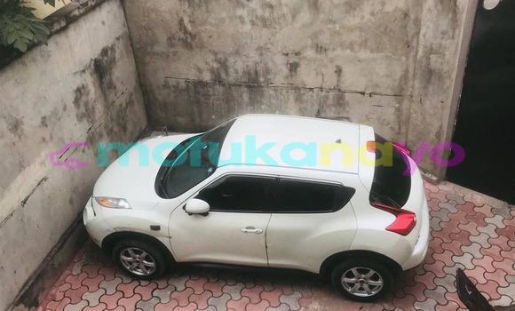 Buy Used Nissan Juke White Car in Kinshasa in Kinshasa Buy Used Nissan Juke White Car in Kinshasa in Kinshasa