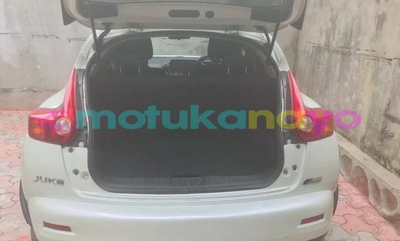 Buy Used Nissan Juke White Car in Kinshasa in Kinshasa Buy Used Nissan Juke White Car in Kinshasa in Kinshasa