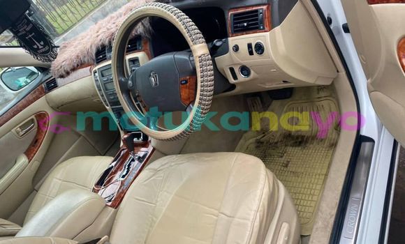 Buy Used Toyota Crown White Car in Kinshasa in Kinshasa Buy Used Toyota Crown White Car in Kinshasa in Kinshasa