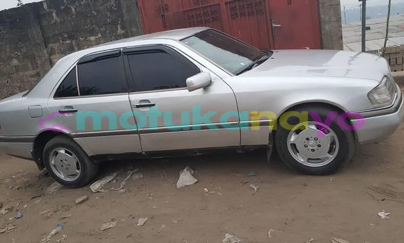 Buy Used Mercedes-Benz C-klasse Silver Car in Kinshasa in Kinshasa Buy Used Mercedes-Benz C-klasse Silver Car in Kinshasa in Kinshasa