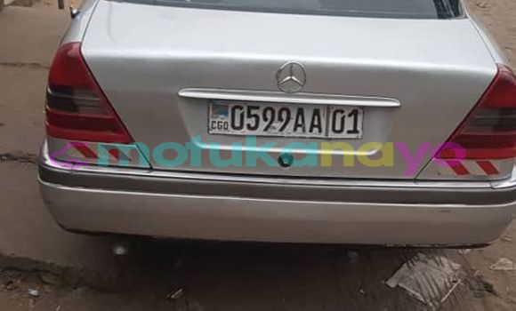Buy Used Mercedes-Benz C-klasse Silver Car in Kinshasa in Kinshasa Buy Used Mercedes-Benz C-klasse Silver Car in Kinshasa in Kinshasa