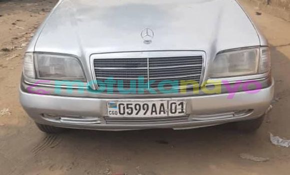Buy Used Mercedes-Benz C-klasse Silver Car in Kinshasa in Kinshasa Buy Used Mercedes-Benz C-klasse Silver Car in Kinshasa in Kinshasa