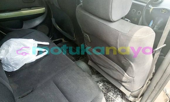 Buy Used Toyota Ist Brown Car in Kinshasa in Kinshasa Buy Used Toyota Ist Brown Car in Kinshasa in Kinshasa