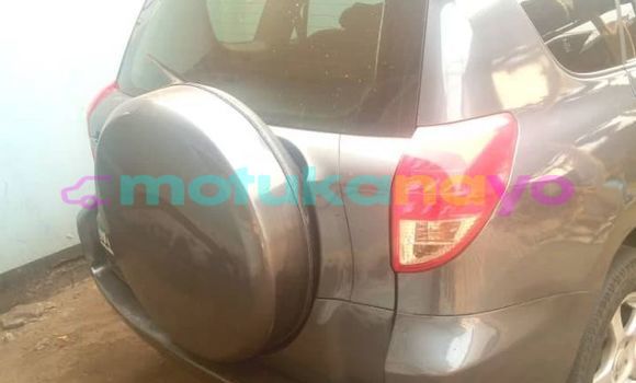 Buy Used Toyota RAV4 Other Car in Kinshasa in Kinshasa Buy Used Toyota RAV4 Other Car in Kinshasa in Kinshasa