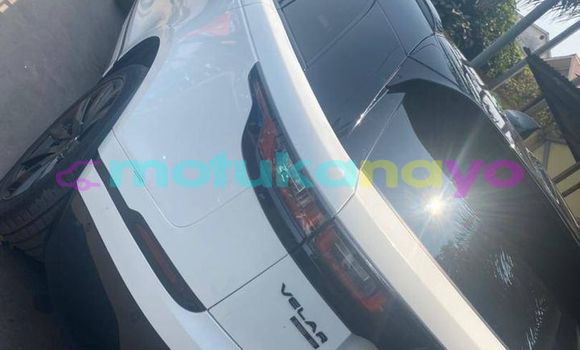 Buy Used Land Rover Range Rover Velar White Car in Kinshasa in Kinshasa Buy Used Land Rover Range Rover Velar White Car in Kinshasa in Kinshasa