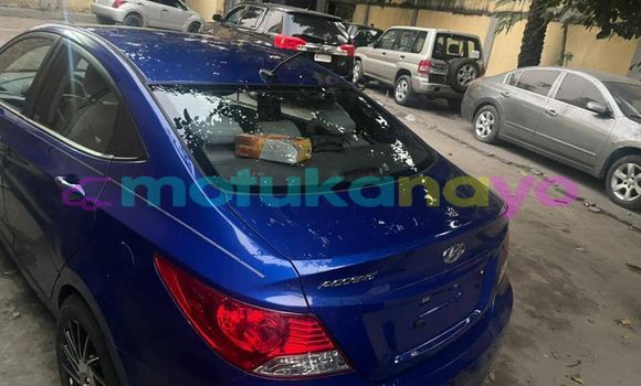 Buy Used Hyundai Accent Blue Car in Kinshasa in Kinshasa Buy Used Hyundai Accent Blue Car in Kinshasa in Kinshasa