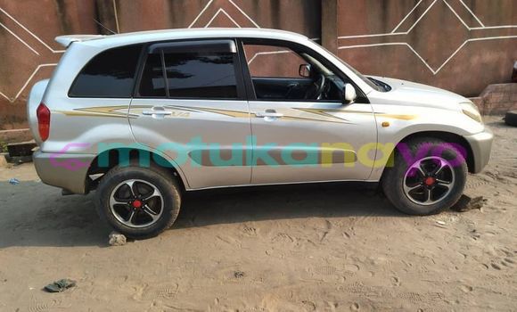 Buy Used Toyota RAV4 Silver Car in Kinshasa in Kinshasa Buy Used Toyota RAV4 Silver Car in Kinshasa in Kinshasa
