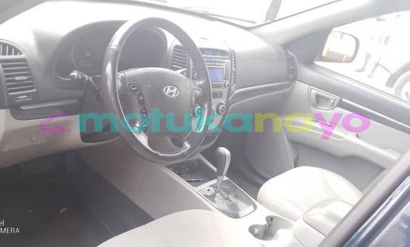 Buy Used Hyundai Santa Fe Black Car in Kinshasa in Kinshasa Buy Used Hyundai Santa Fe Black Car in Kinshasa in Kinshasa