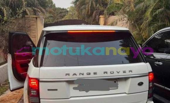 Buy Used Land Rover Range Rover Evoque White Car in Aba in Haut-Congo Buy Used Land Rover Range Rover Evoque White Car in Aba in Haut-Congo