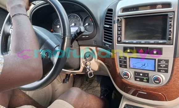 Buy Used Hyundai Santa Fe Blue Car in Aba in Haut-Congo Buy Used Hyundai Santa Fe Blue Car in Aba in Haut-Congo