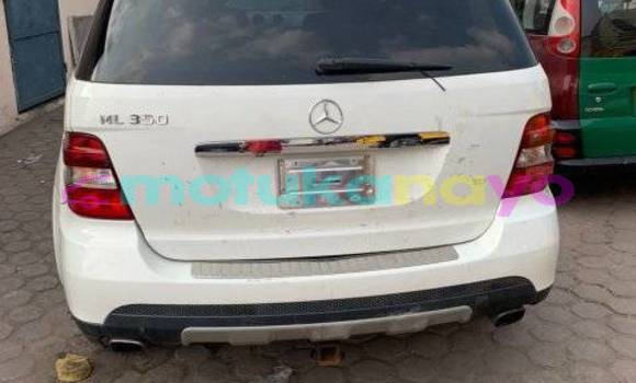 Buy Used Mercedes‒Benz ML–Class White Car in Aba in Haut-Congo Buy Used Mercedes‒Benz ML–Class White Car in Aba in Haut-Congo