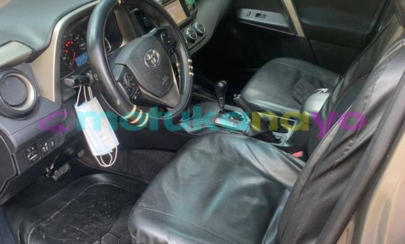 Buy Used Toyota RAV4 Brown Car in Kinshasa in Kinshasa Buy Used Toyota RAV4 Brown Car in Kinshasa in Kinshasa