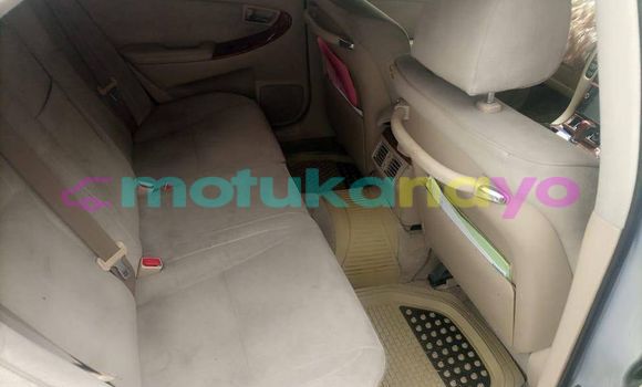 Buy Used Toyota Crown Silver Car in Aba in Haut-Congo Buy Used Toyota Crown Silver Car in Aba in Haut-Congo