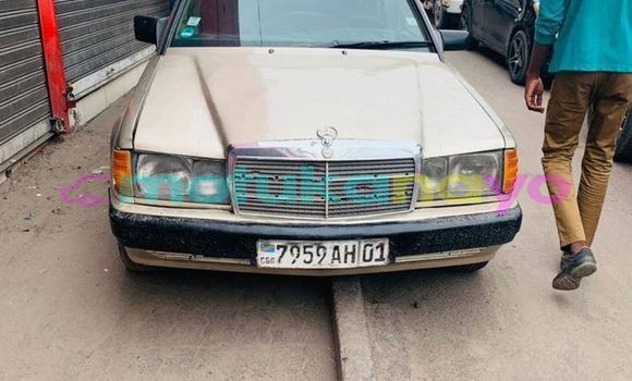 Buy Used Mercedes‒Benz 190–Series Brown Car in Aba in Haut-Congo Buy Used Mercedes‒Benz 190–Series Brown Car in Aba in Haut-Congo