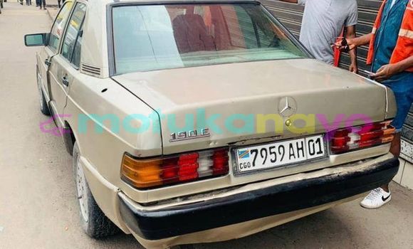 Buy Used Mercedes‒Benz 190–Series Brown Car in Aba in Haut-Congo Buy Used Mercedes‒Benz 190–Series Brown Car in Aba in Haut-Congo