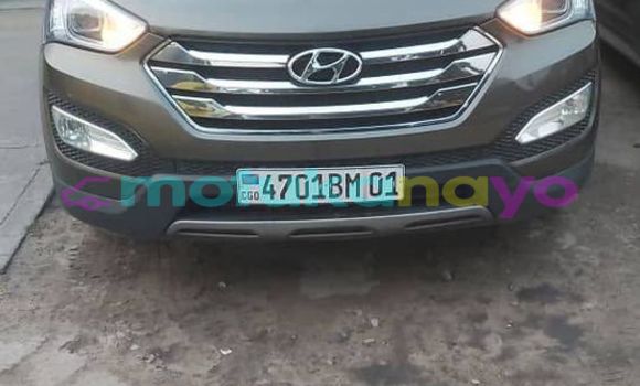 Buy Used Hyundai Santa Fe Other Car in Kinshasa in Kinshasa Buy Used Hyundai Santa Fe Other Car in Kinshasa in Kinshasa