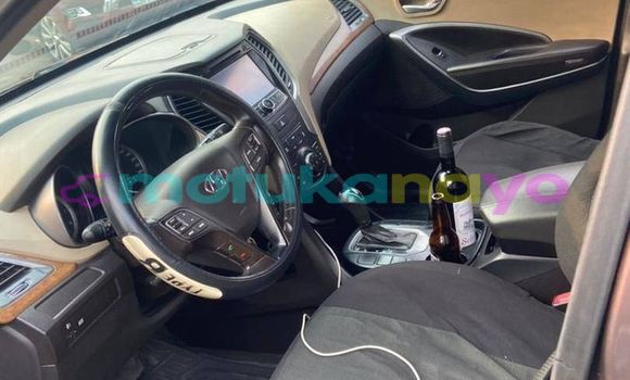 Buy Used Hyundai Santa Fe Brown Car in Aba in Haut-Congo Buy Used Hyundai Santa Fe Brown Car in Aba in Haut-Congo