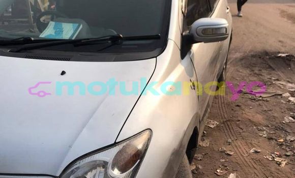 Buy Used Toyota Ist Silver Car in Aba in Haut-Congo Buy Used Toyota Ist Silver Car in Aba in Haut-Congo