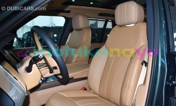 Buy Import Land Rover Range Rover Green Car in Import - Dubai in Bandundu Buy Import Land Rover Range Rover Green Car in Import - Dubai in Bandundu