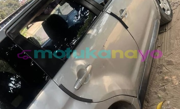 Buy Used Toyota Ist Silver Car in Aba in Haut-Congo Buy Used Toyota Ist Silver Car in Aba in Haut-Congo