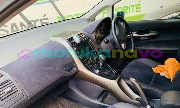Buy Used Toyota Blade Other Car in Kinshasa in Kinshasa Buy Used Toyota Blade Other Car in Kinshasa in Kinshasa
