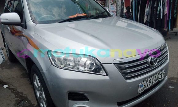 Buy Used Toyota Vanguard Silver Car in Kinshasa in Kinshasa Buy Used Toyota Vanguard Silver Car in Kinshasa in Kinshasa