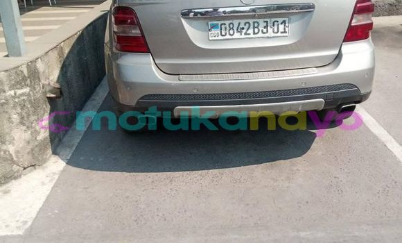 Buy Used Mercedes‒Benz ML–Class Brown Car in Kinshasa in Kinshasa Buy Used Mercedes‒Benz ML–Class Brown Car in Kinshasa in Kinshasa