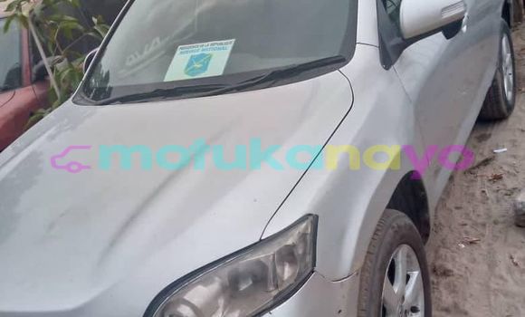 Buy Used Toyota Vanguard Silver Car in Kinshasa in Kinshasa Buy Used Toyota Vanguard Silver Car in Kinshasa in Kinshasa