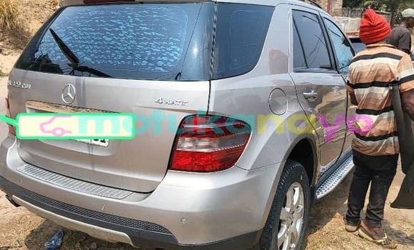 Buy Used Mercedes‒Benz ML–Class Silver Car in Kinshasa in Kinshasa Buy Used Mercedes‒Benz ML–Class Silver Car in Kinshasa in Kinshasa