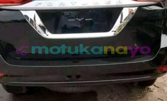 Buy Used Toyota Fortuner Black Car in Kinshasa in Kinshasa Buy Used Toyota Fortuner Black Car in Kinshasa in Kinshasa
