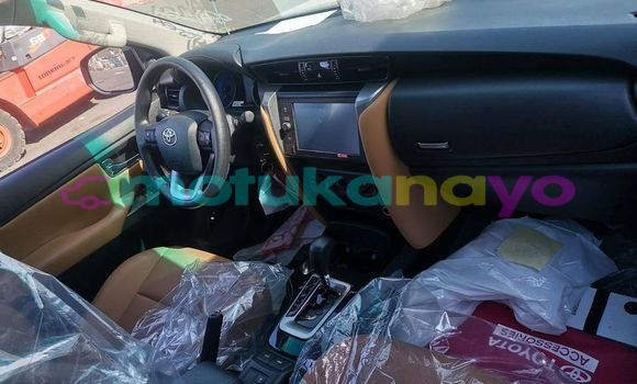 Buy Used Toyota Fortuner Black Car in Kinshasa in Kinshasa Buy Used Toyota Fortuner Black Car in Kinshasa in Kinshasa